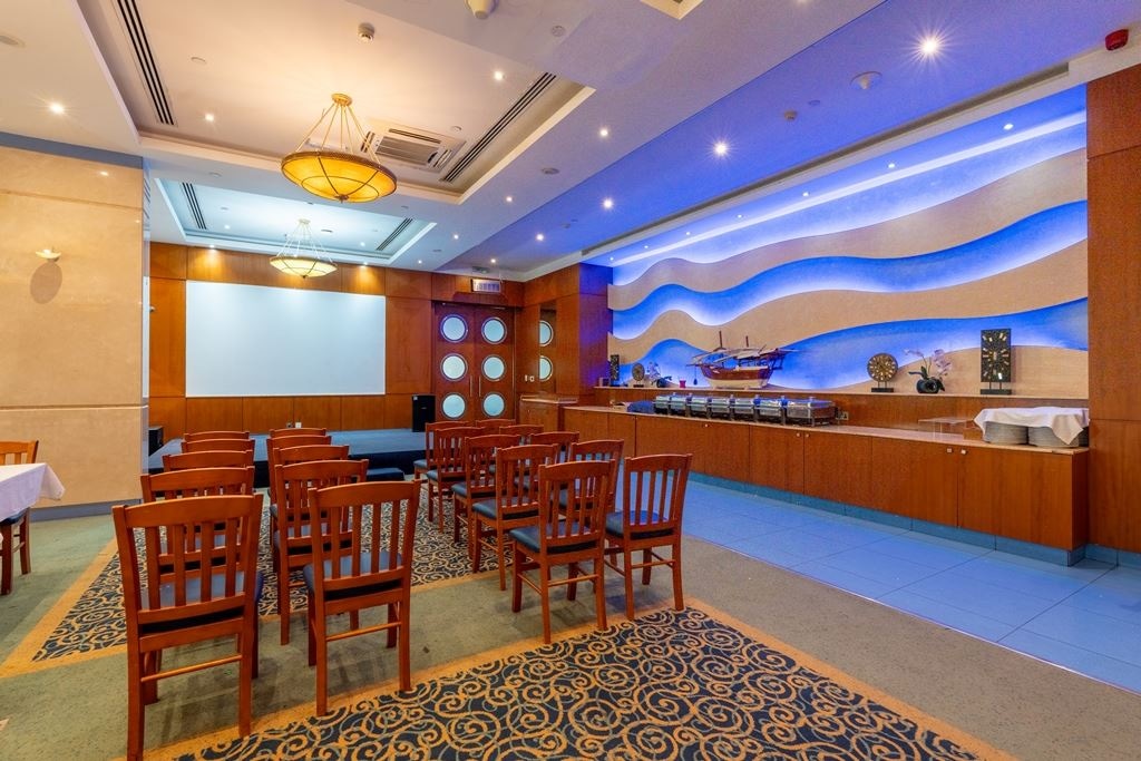 restaurants-restaurants