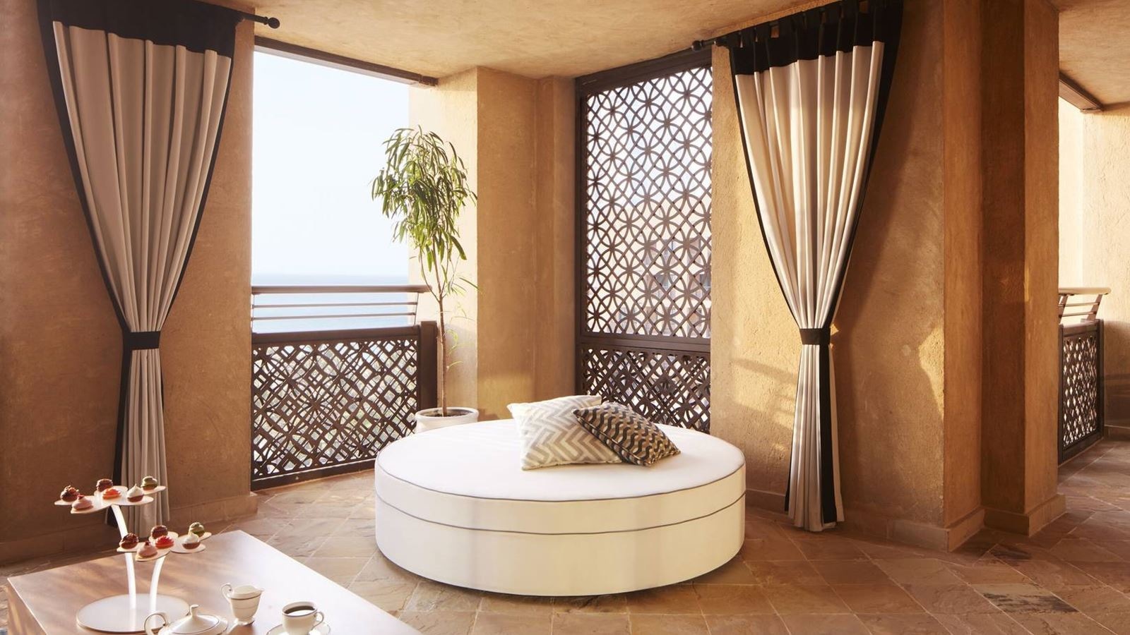 rooms-one-bedroom-ocean-suite