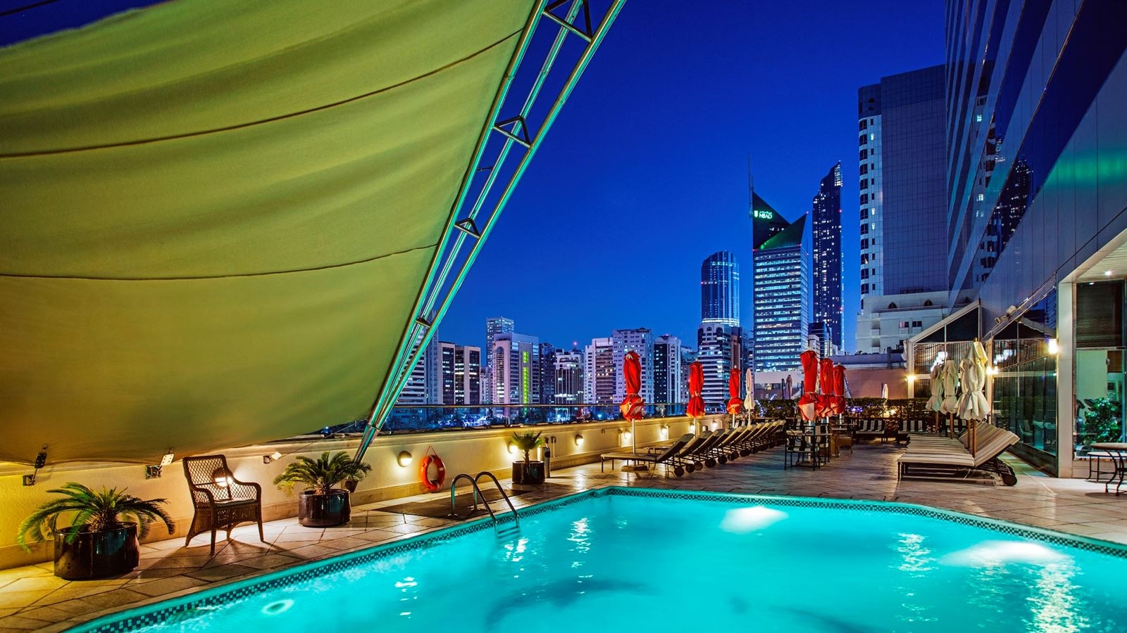 pools-outdoor--indoor-pool