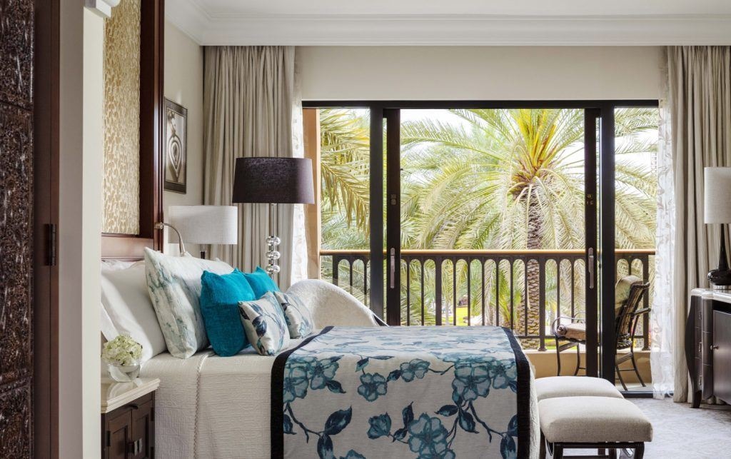 rooms-palace-superior-room