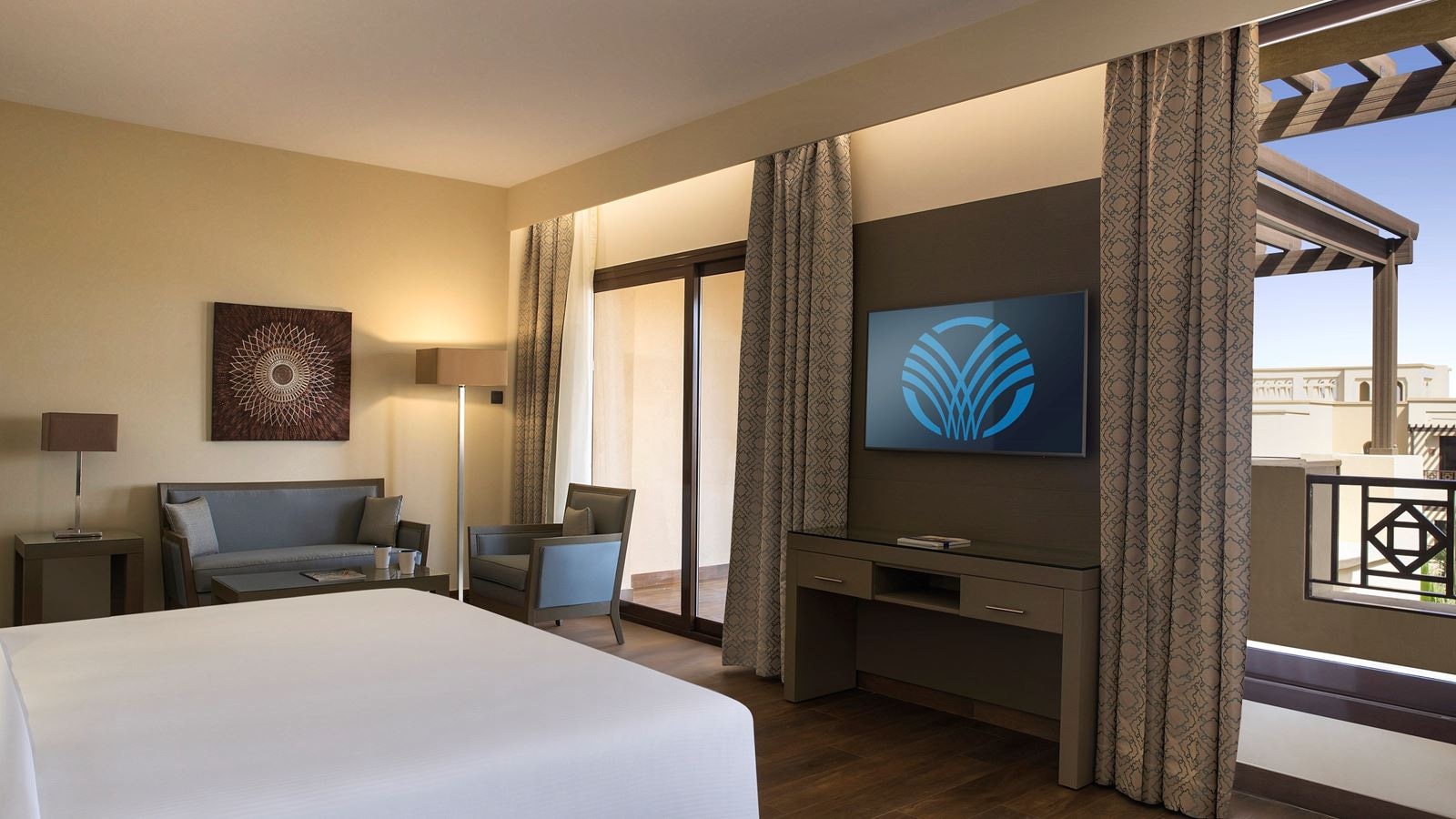 rooms-specious-room-king-bed