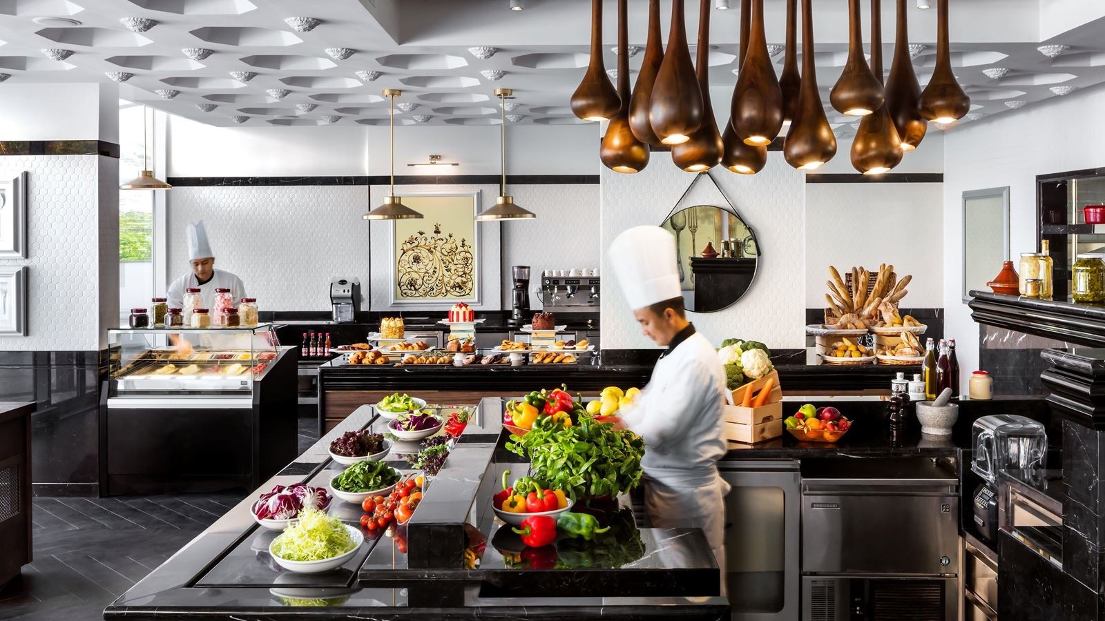 restaurants-main-restaurant-2