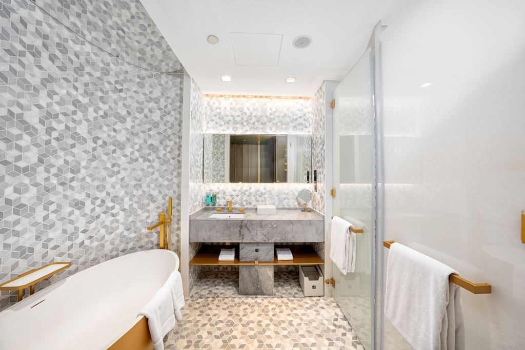 rooms-luxe-sea-view-|-double-queen