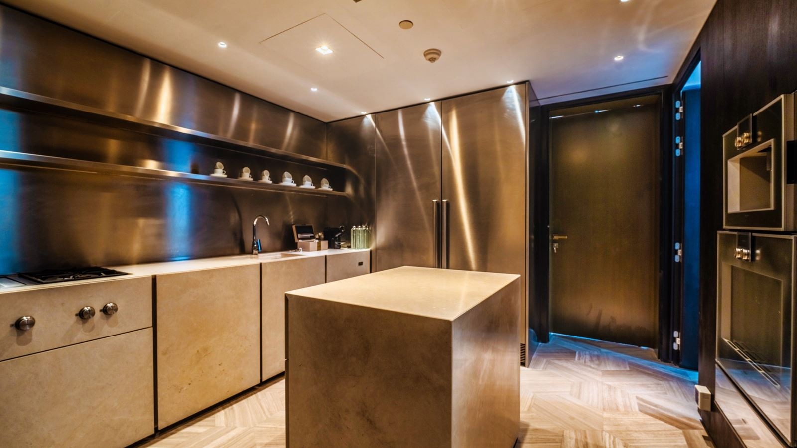 rooms-5-bed-|-beach-villa-wpool