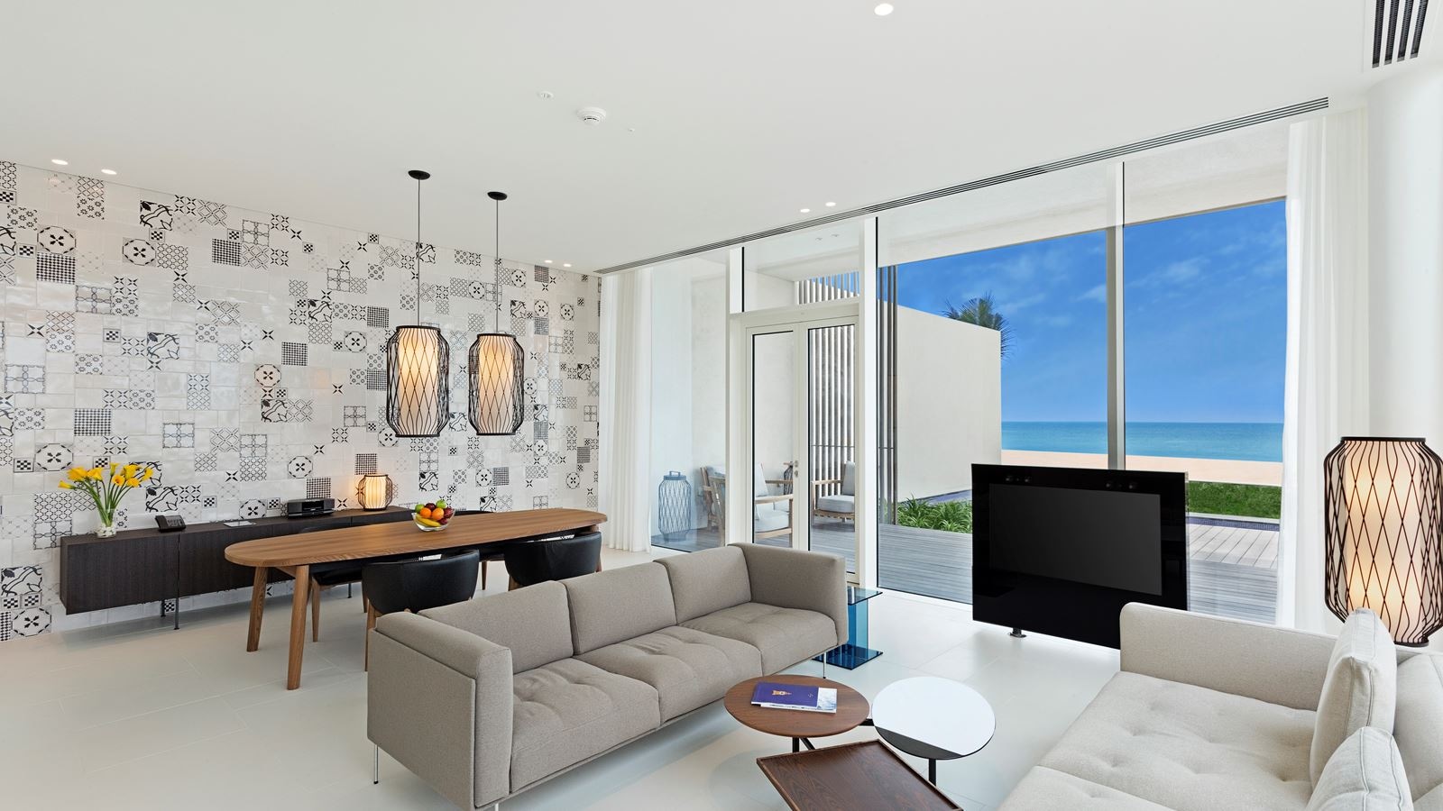 rooms-premium-one-bedroom--garden-villa-with-private--pool