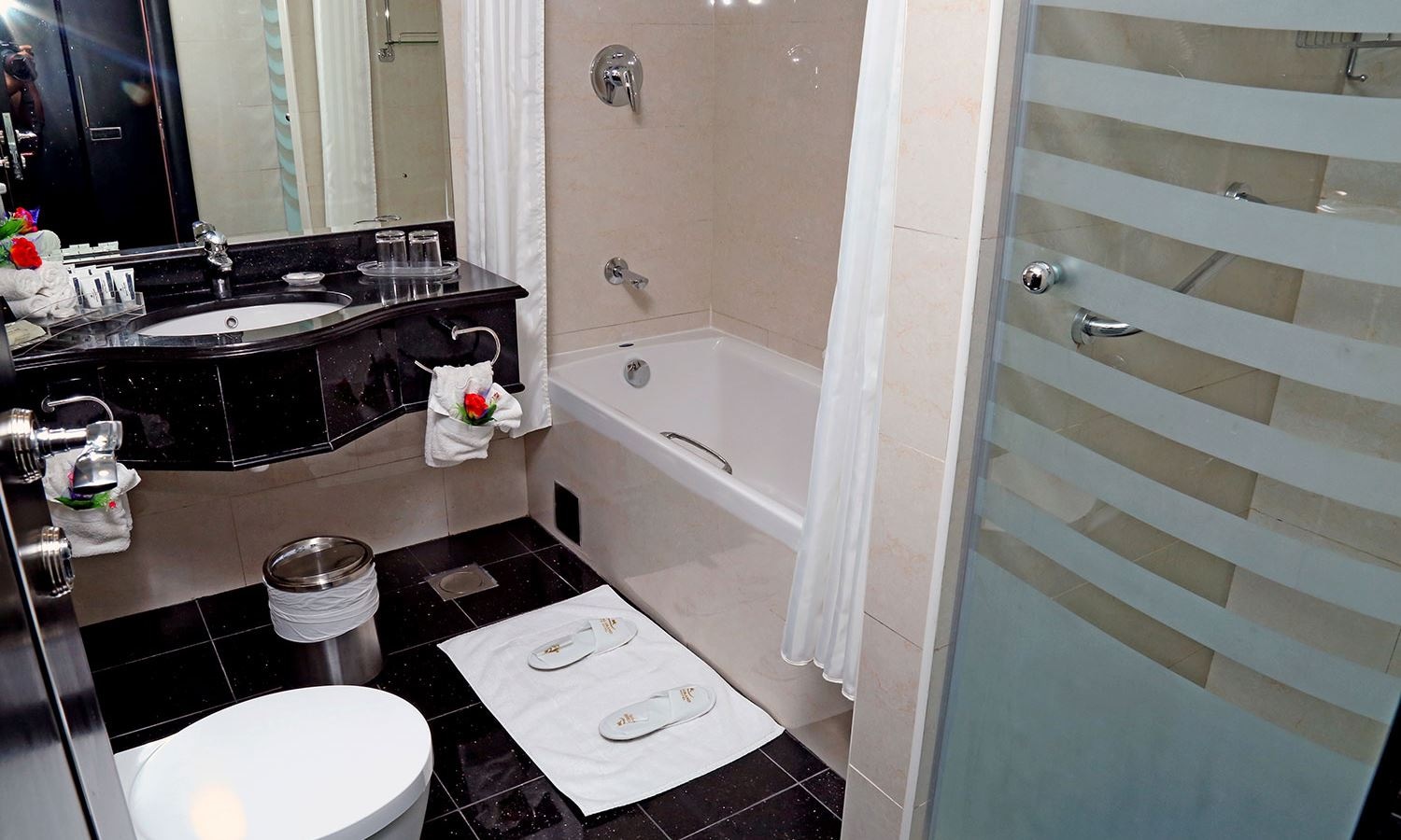 rooms-executive-suite