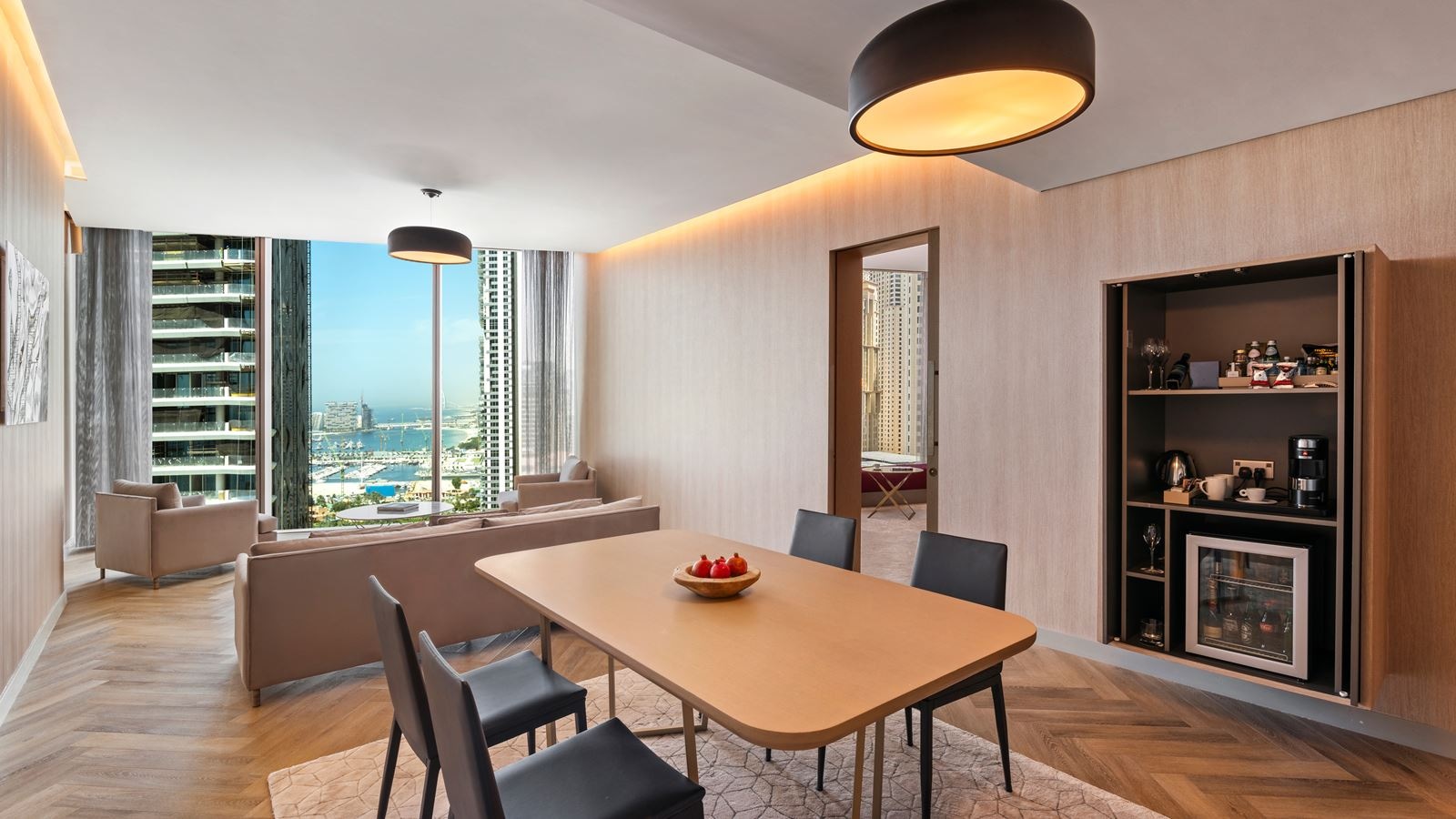 rooms-1-bedroom-deluxe-suite