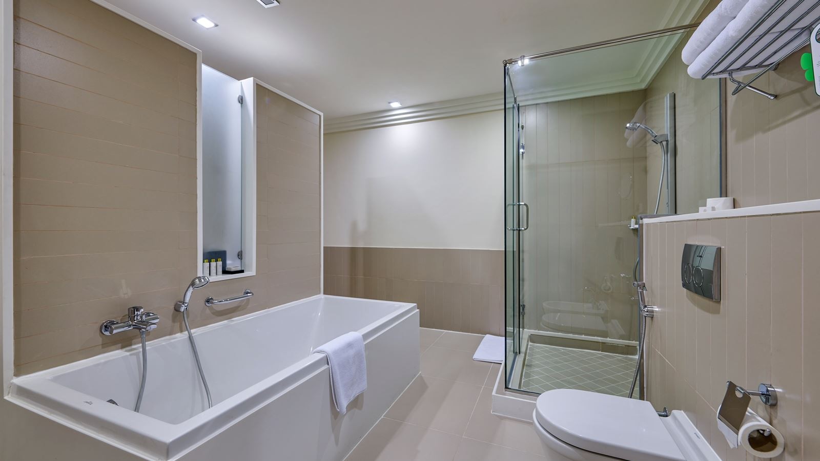 rooms-executive-suite