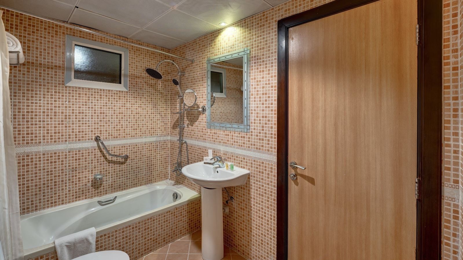 rooms-two-bed-room-suite