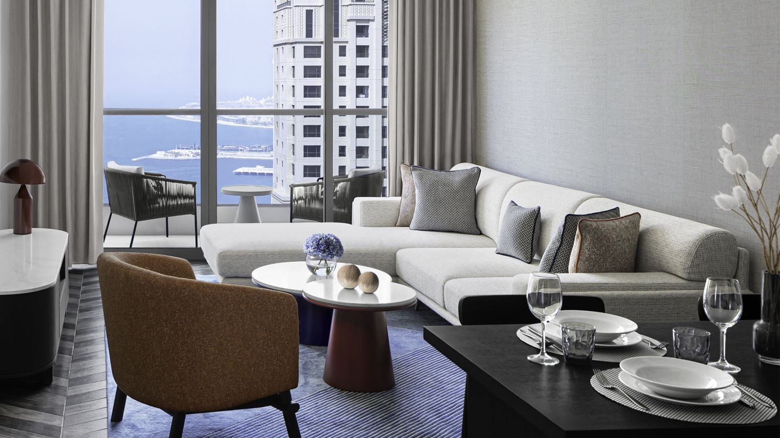 rooms-two-bedroom-residence-with-balcony