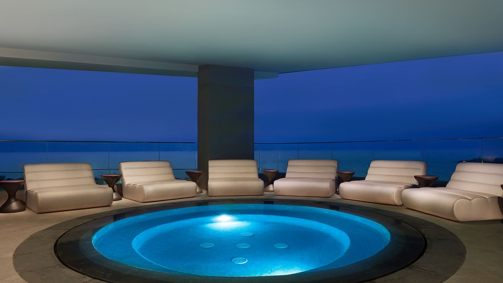 pools-outdoor--indoor-pool