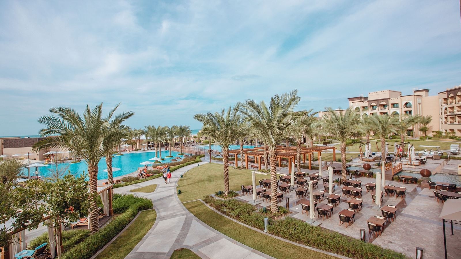 restaurants-sim-sim-all-day-dining-restaurant