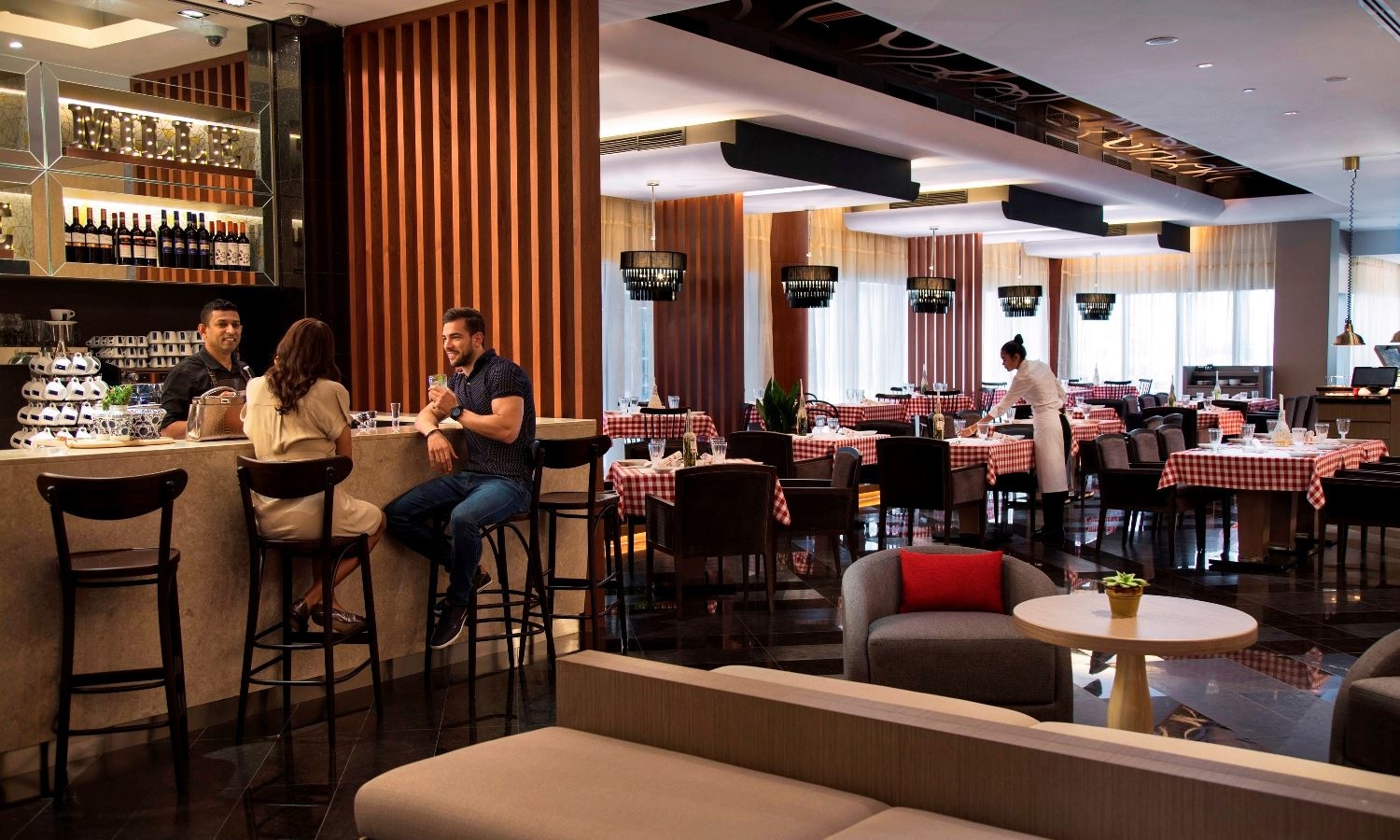 restaurants-dinos-bistro-italiano