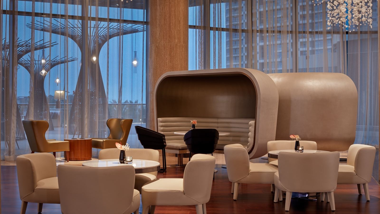 restaurants-pearl-lounge