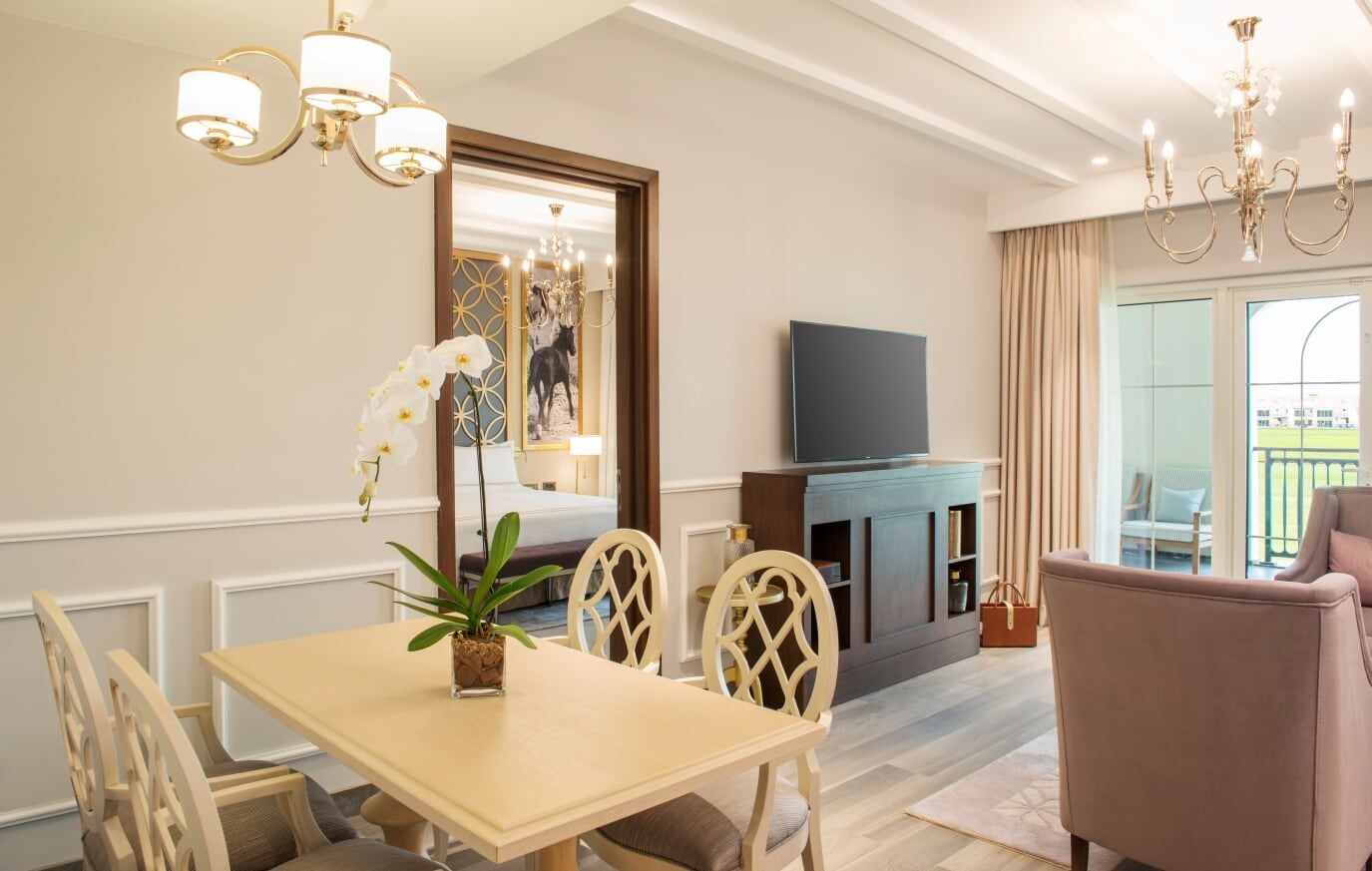 rooms-executive-suite