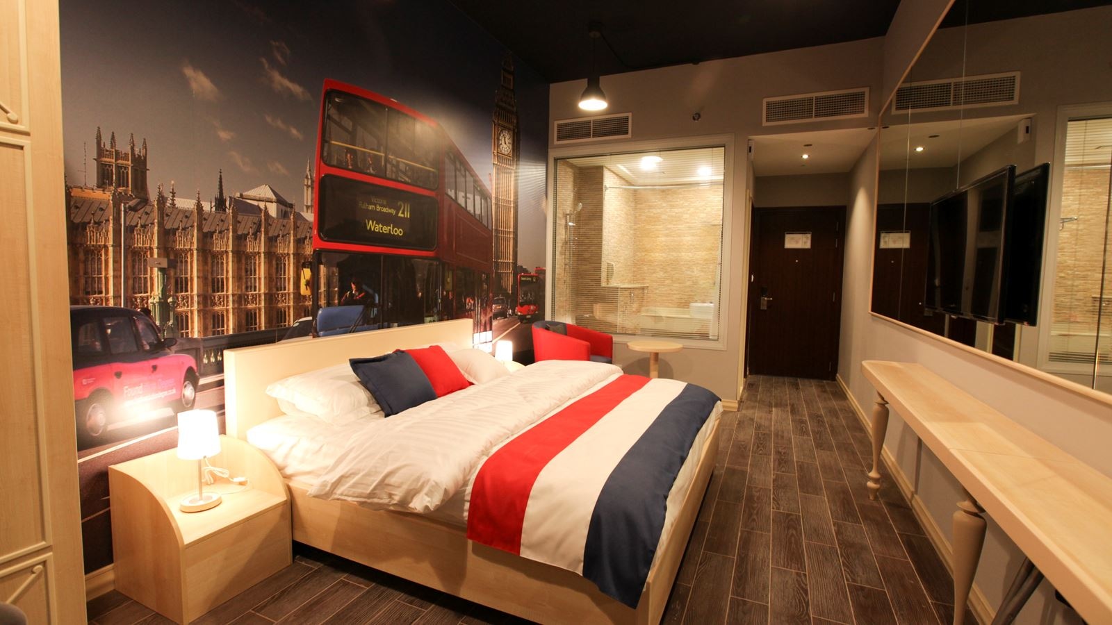 rooms-deluxe-category