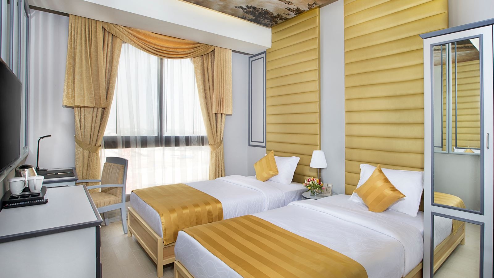 rooms-deluxe-category