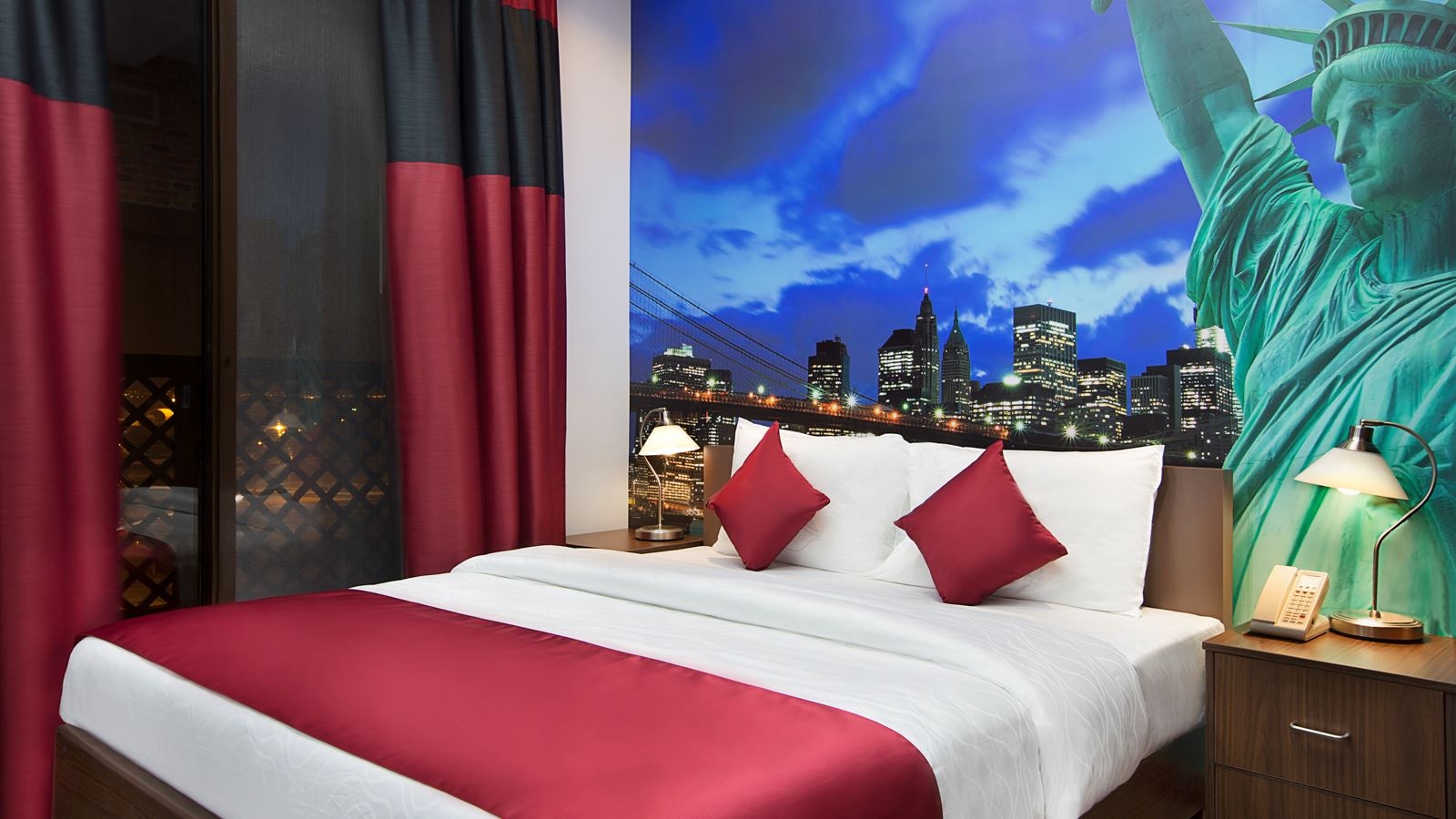 rooms-deluxe-category