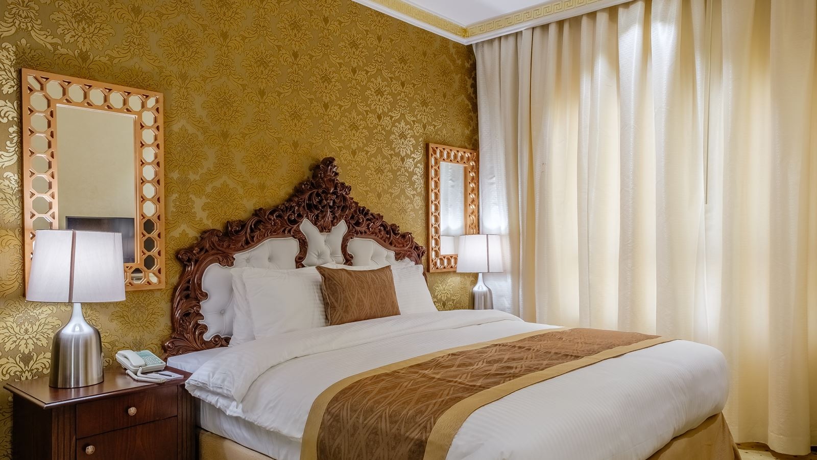 rooms-executive-suite