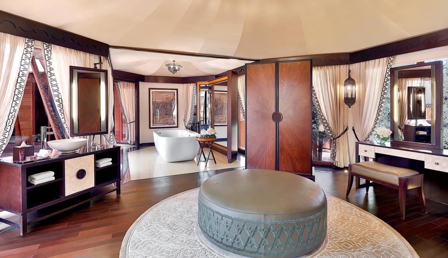 rooms-al-khaimah-tented-pool-villa