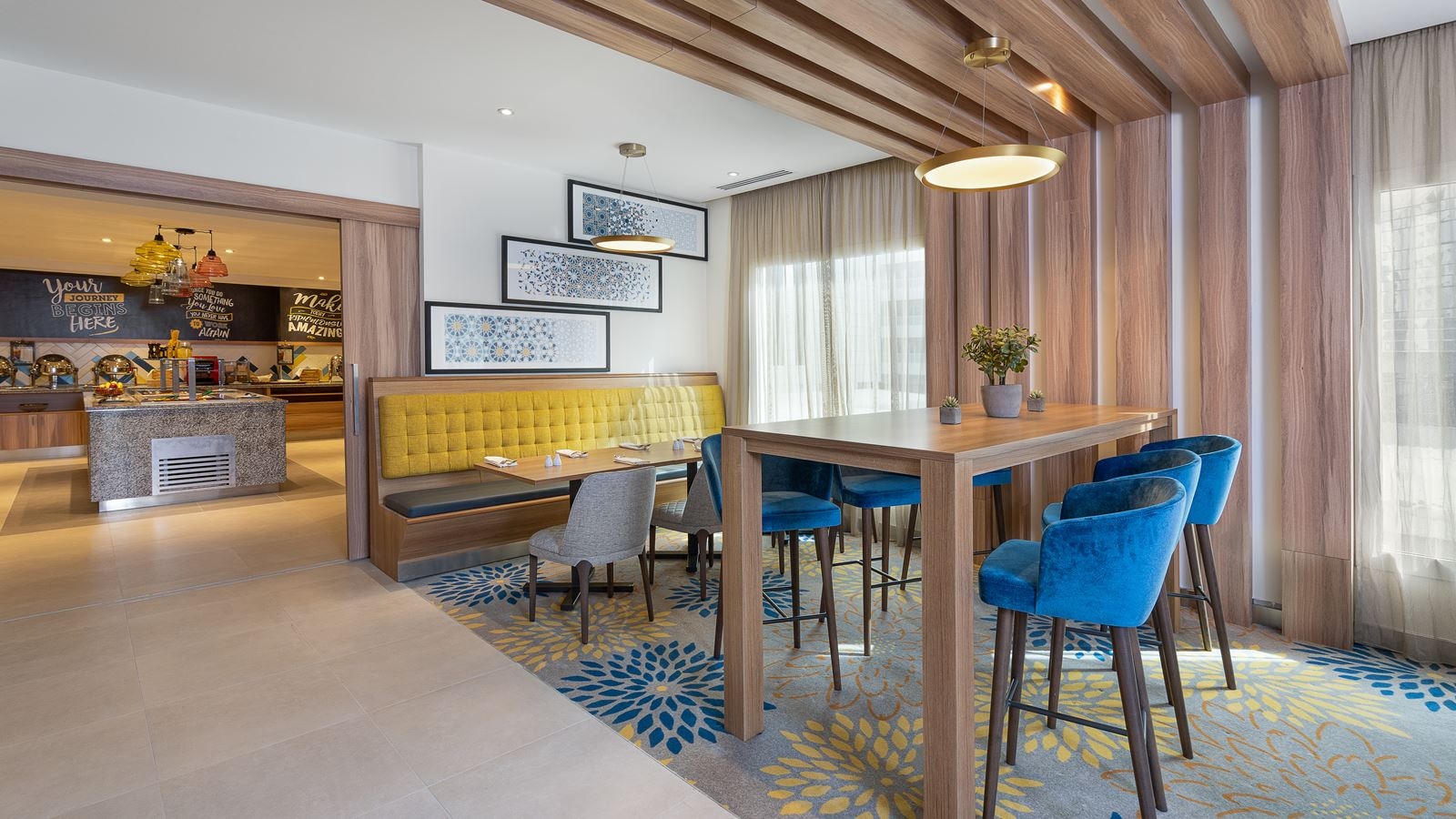 restaurants-the-hub-restaurant