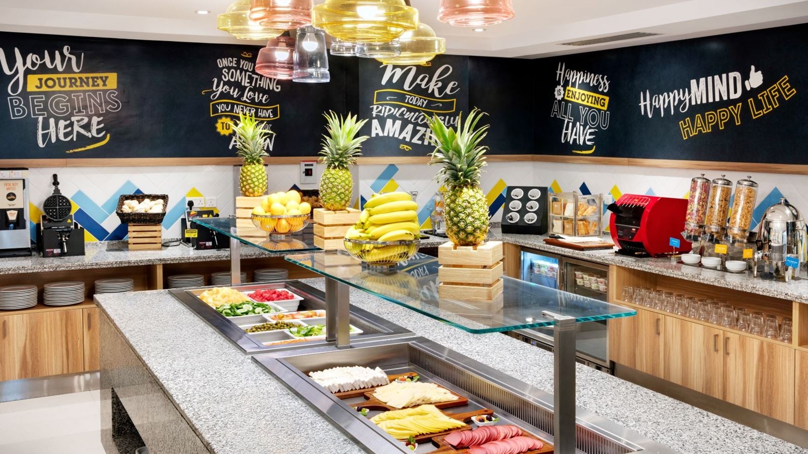 restaurants-the-hub-restaurant