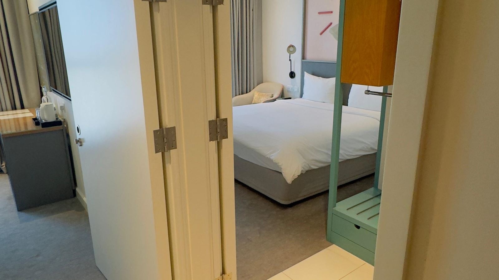 rooms-family-room-interconnecting-room