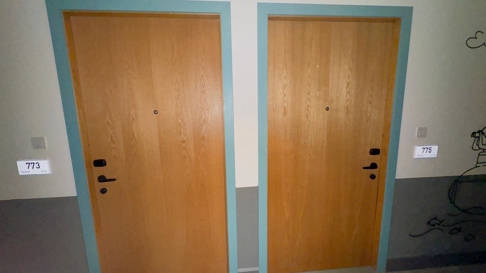 rooms-family-room-interconnecting-room