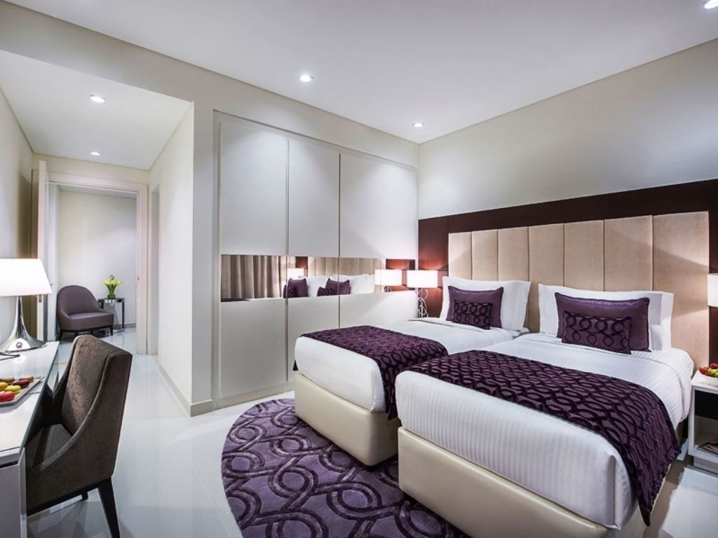 rooms-two-bedroom-suite-downtown-view