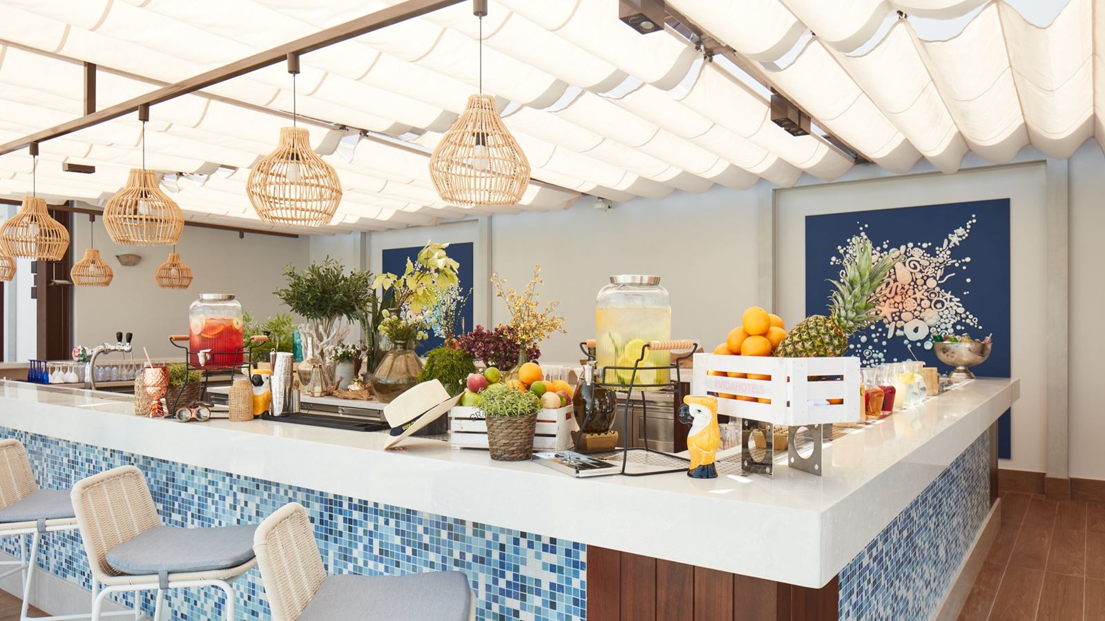 bars-destination-bar