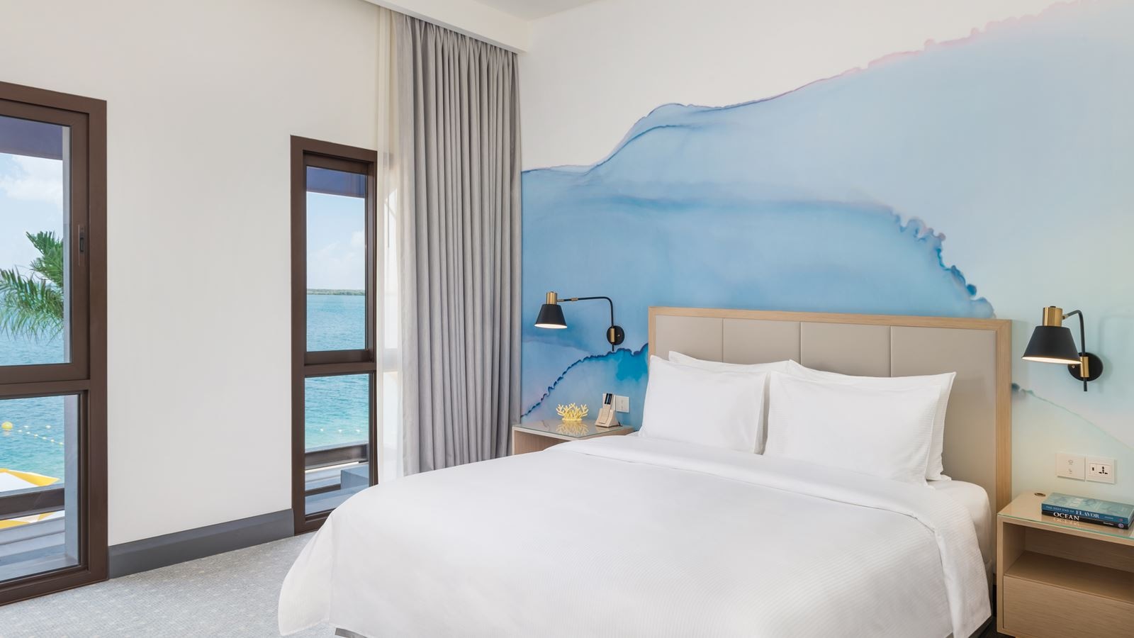 rooms-deluxe-room-sea-view