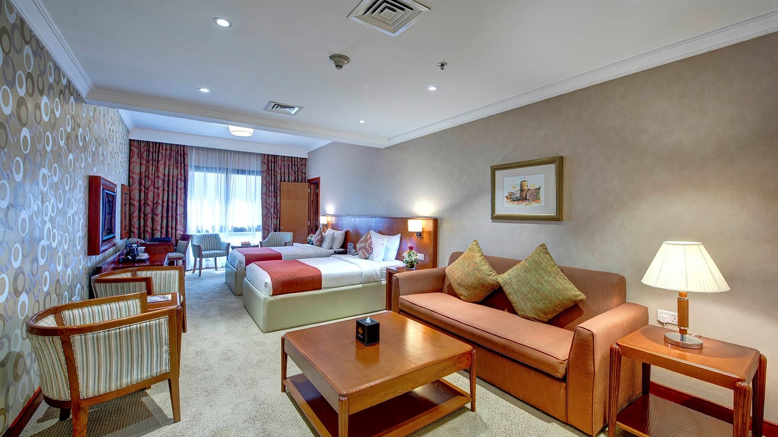 rooms-deluxe-room-king-twin