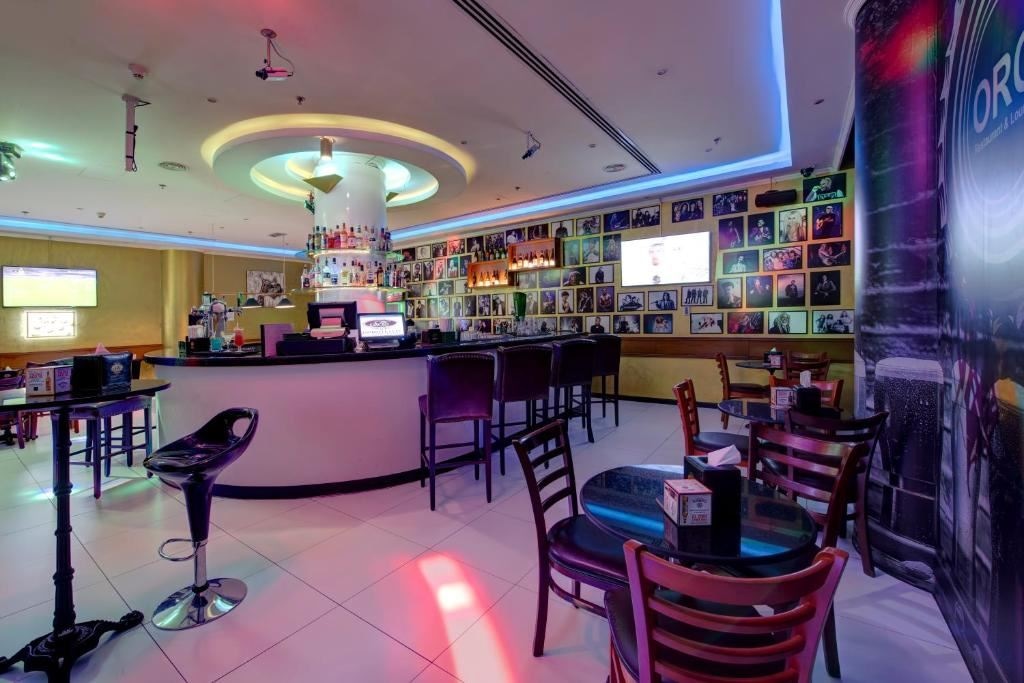 bars-oro-restaurant-and-lounge