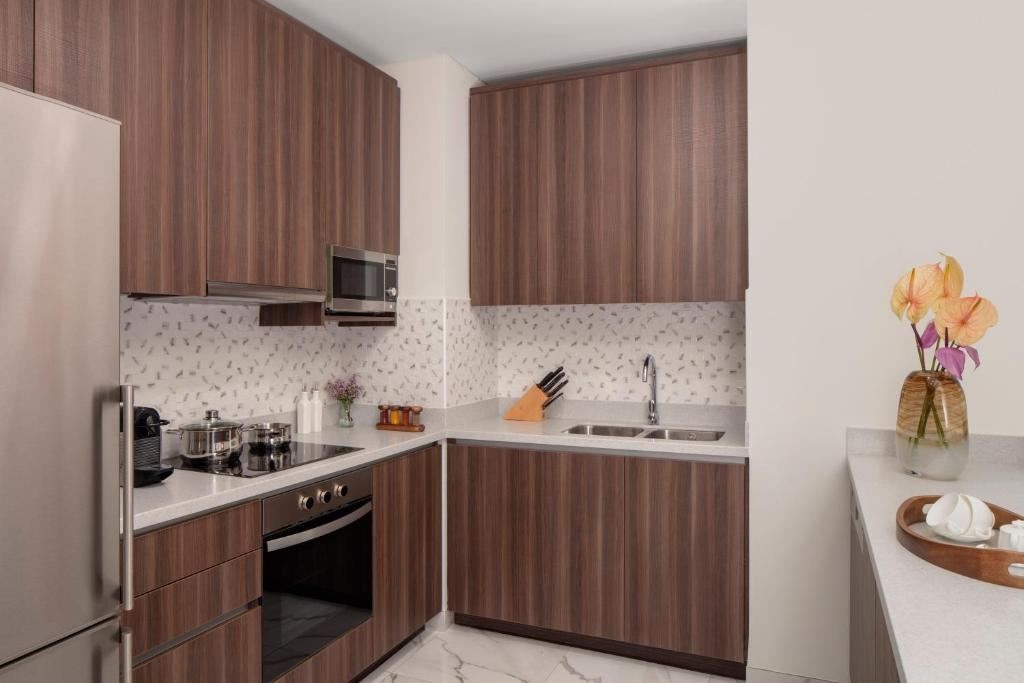 rooms-superior-two-bedroom-sea-view-apartment