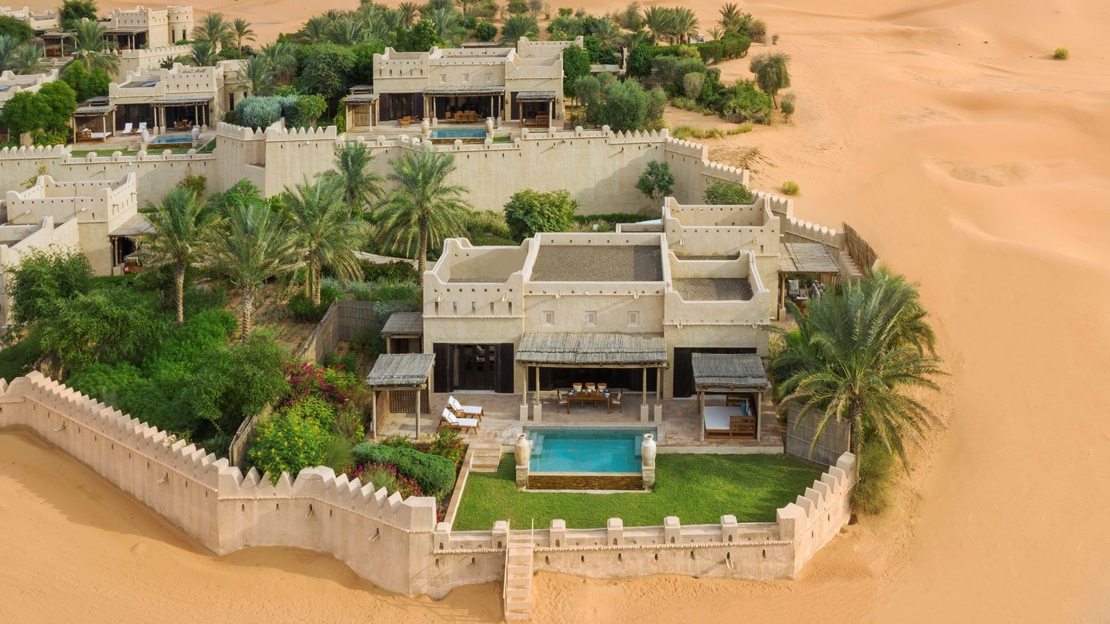 rooms-three-bedroom-anantara-family-pool-villa