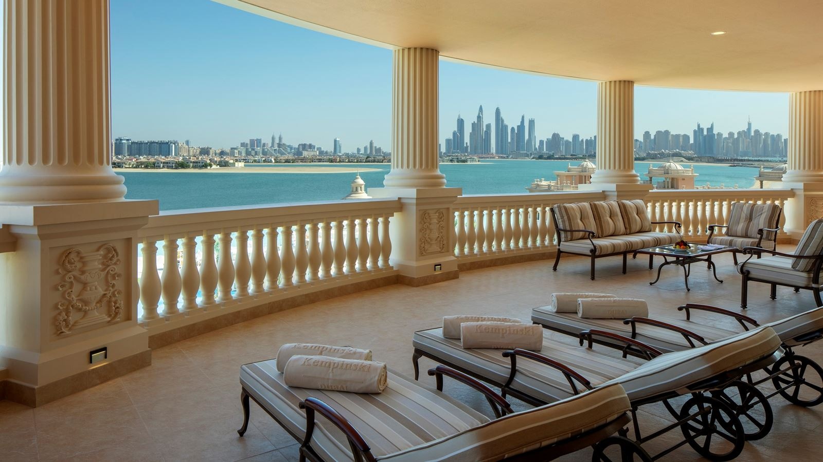 rooms-raffles-presidential-suite