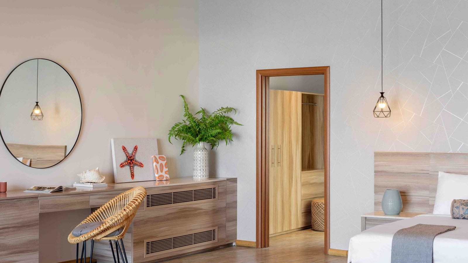 rooms-junior-beach-access-suite