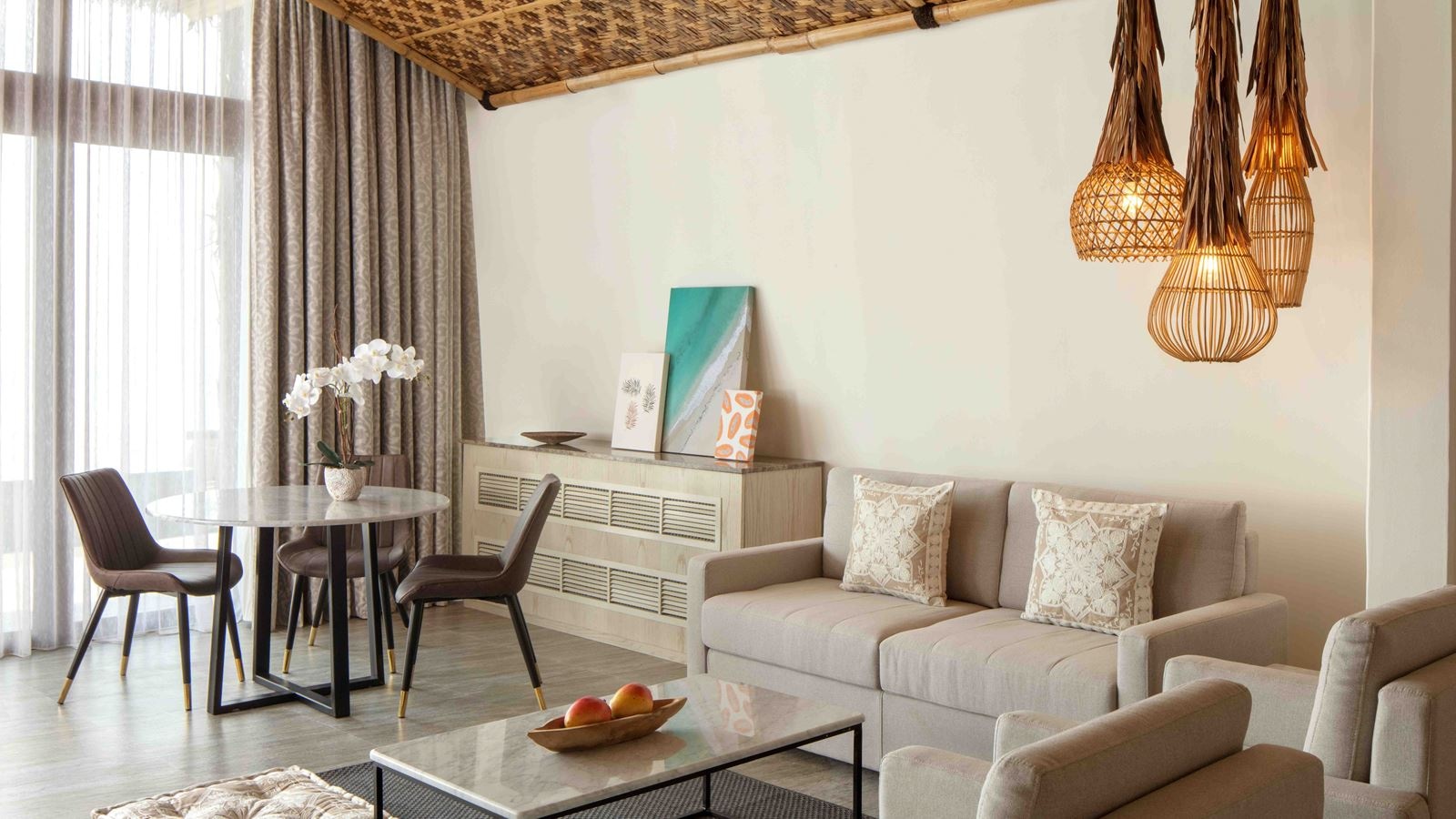 rooms-junior-beach--pool-suite