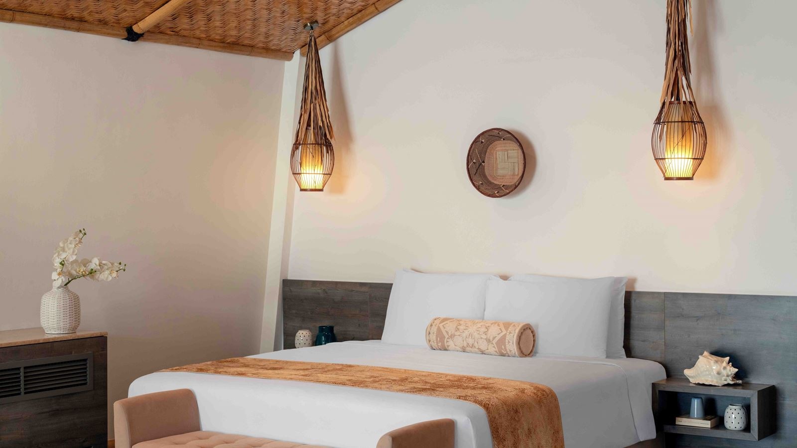 rooms-two-bedroom--beach-pool-villa