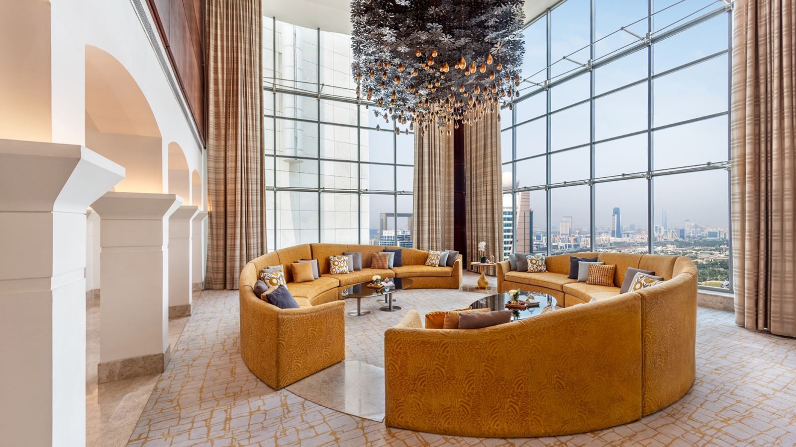 rooms-the-royal-penthouse-suite