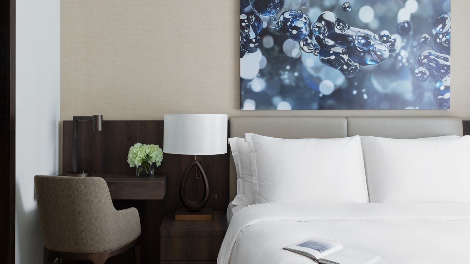 rooms-deluxe-one-bedroom-suite