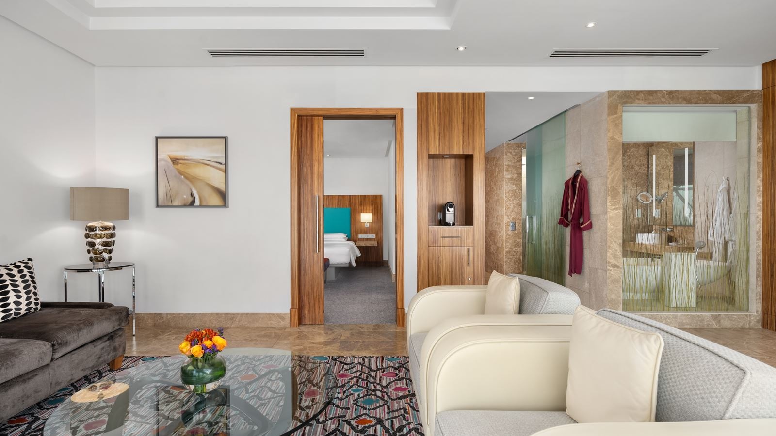 rooms-capital-suite-with-beach-access