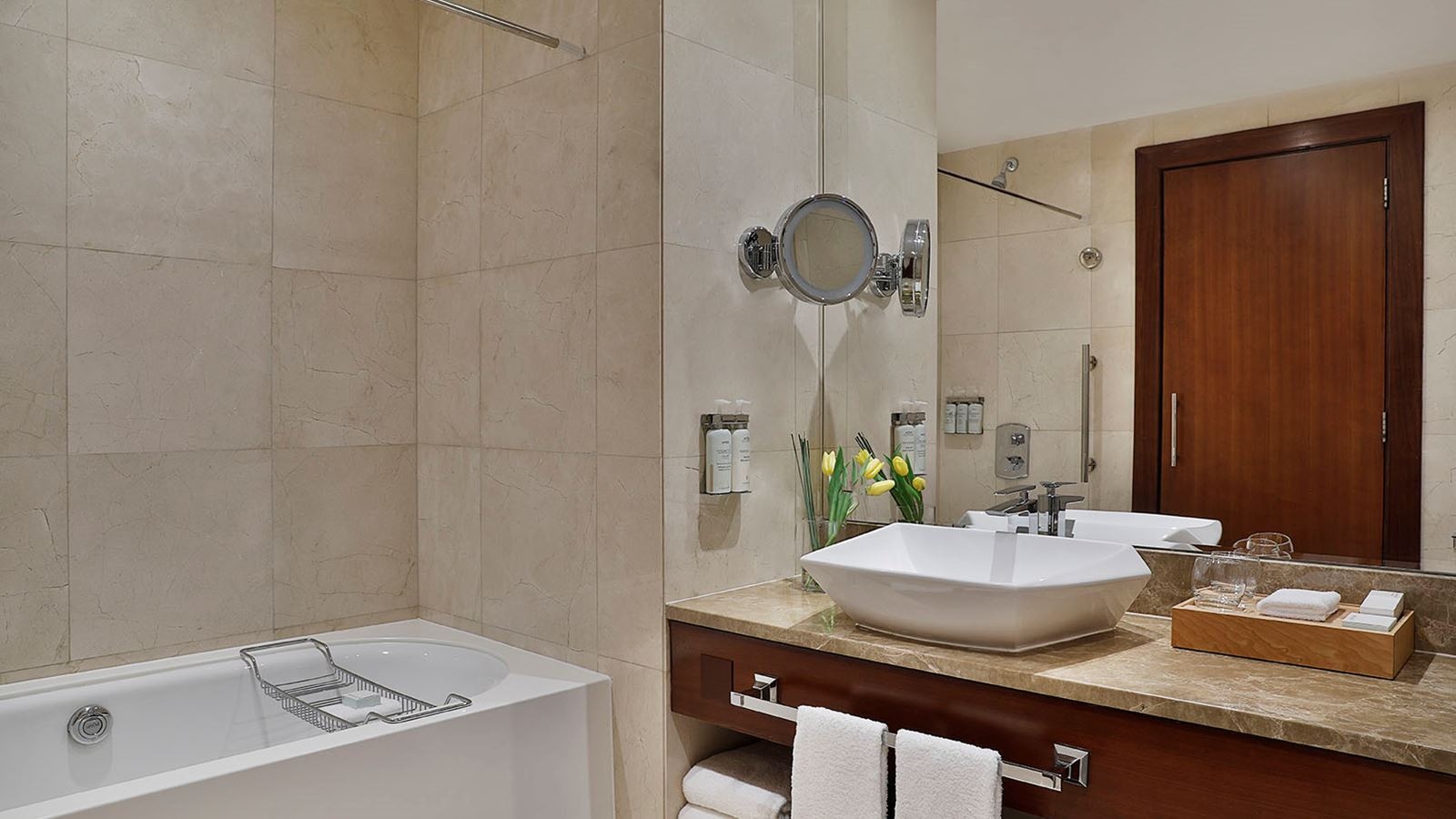 rooms-one-bedroom-suite