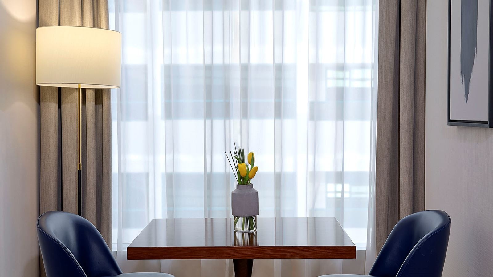 rooms-one-bedroom-suite