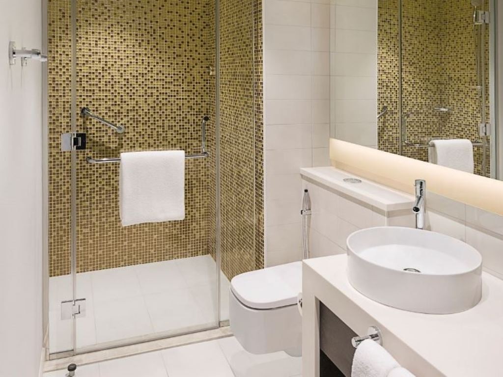 rooms-standard-room-city-view-king--twin