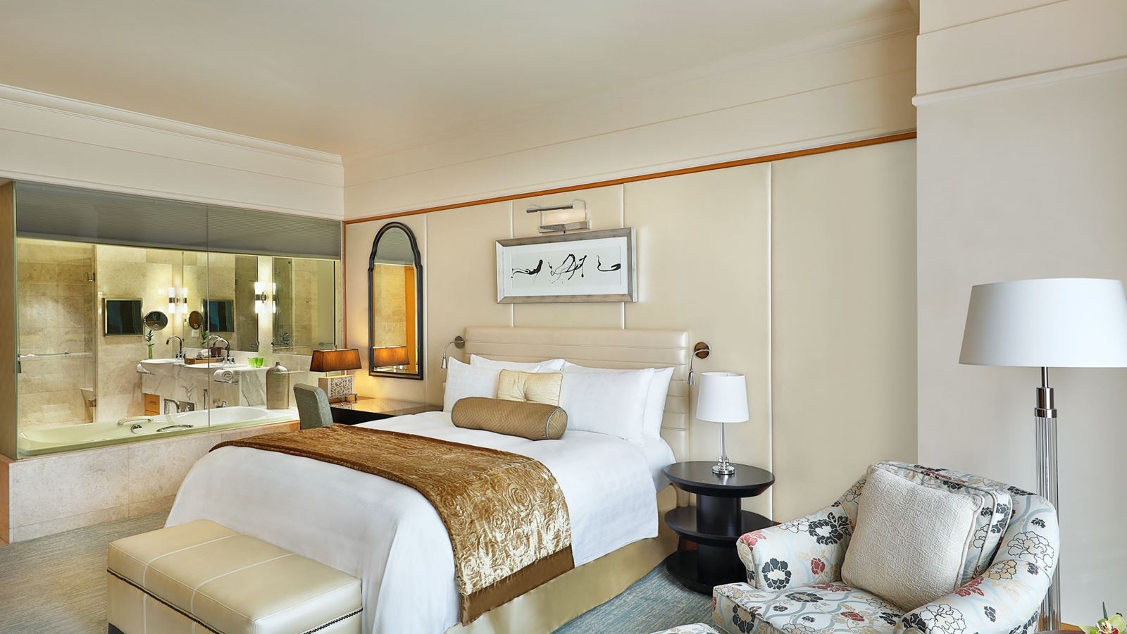 rooms-executive-suite