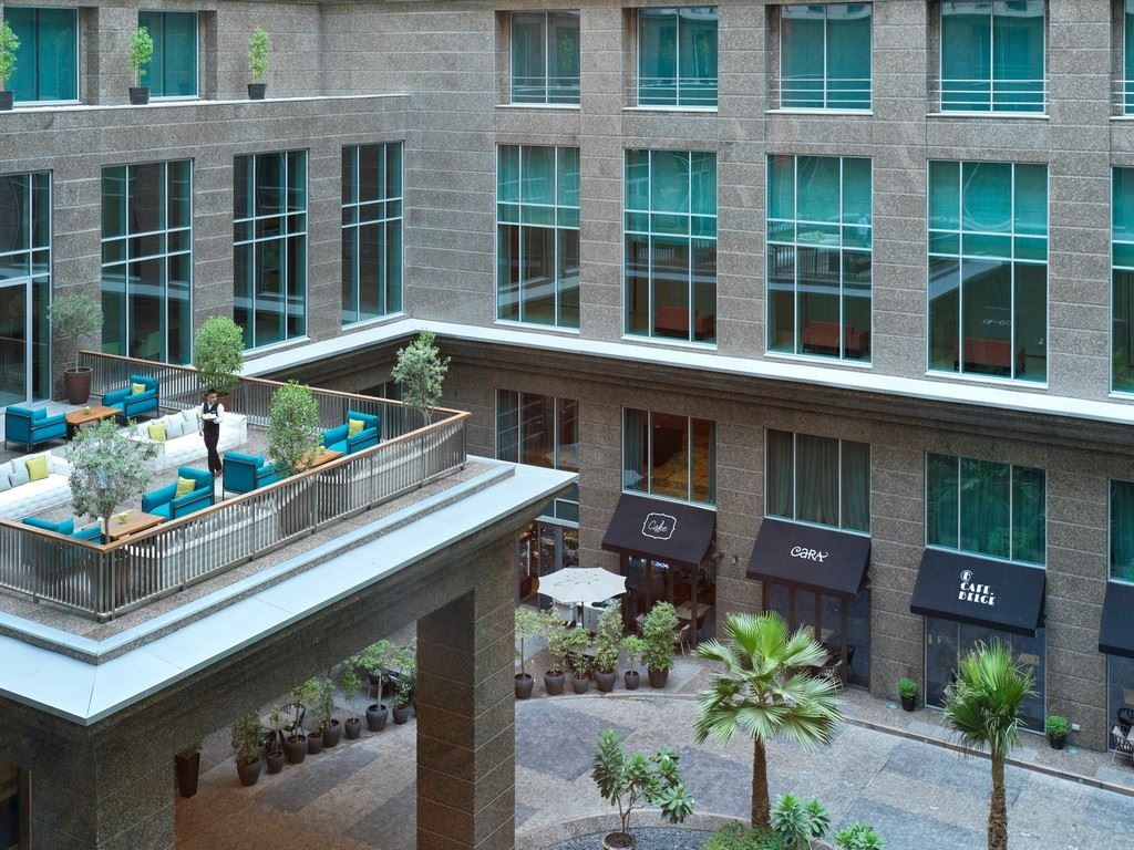 restaurants-lobby-lounge