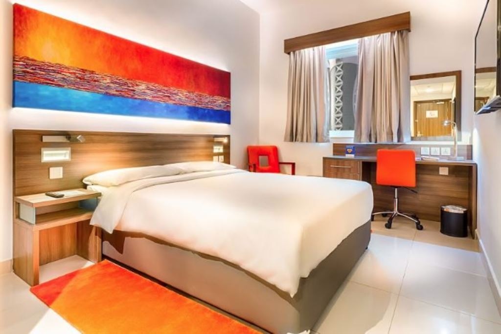 rooms-standard-room-triple