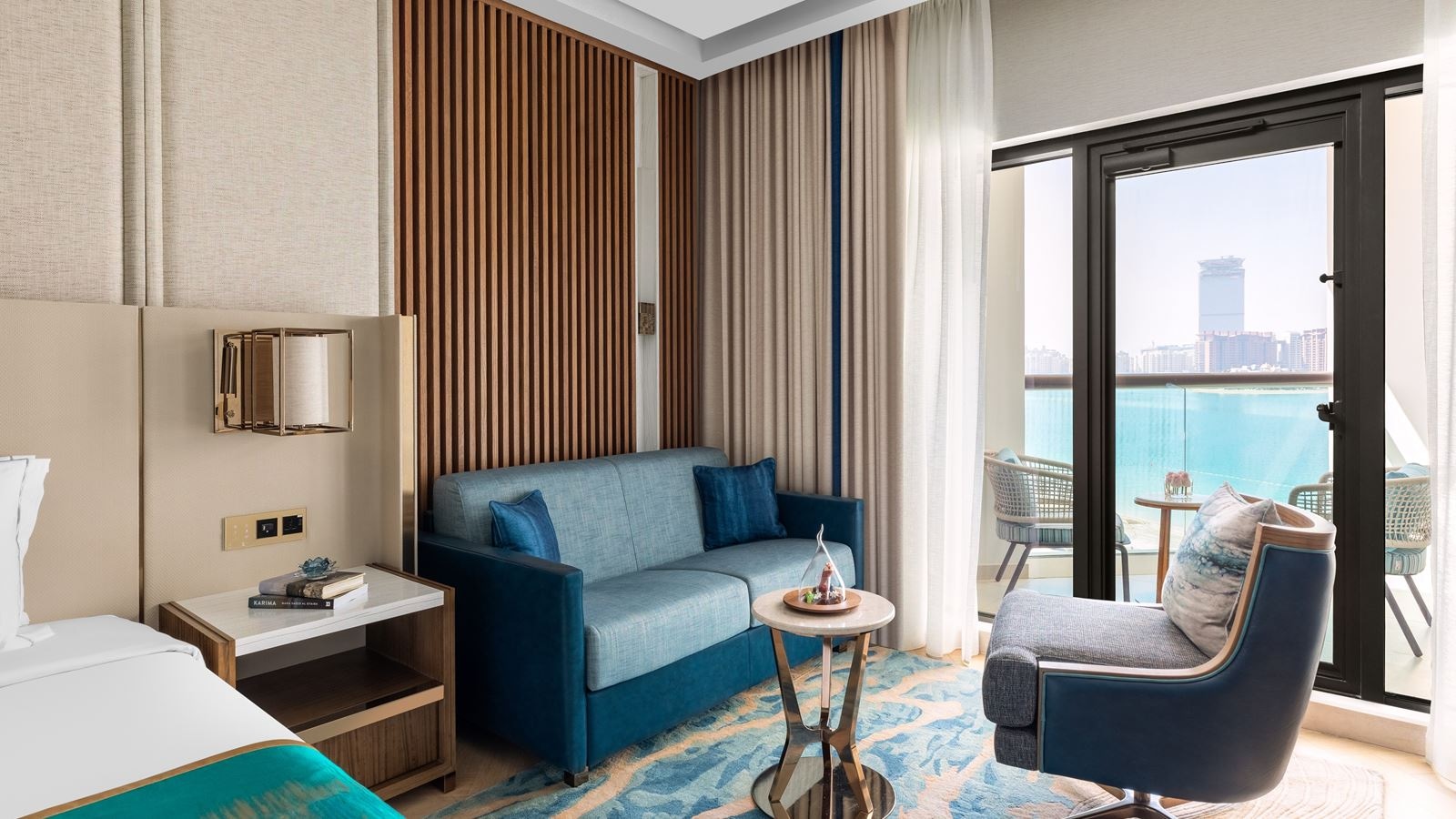 rooms-luxury-sea-view-room