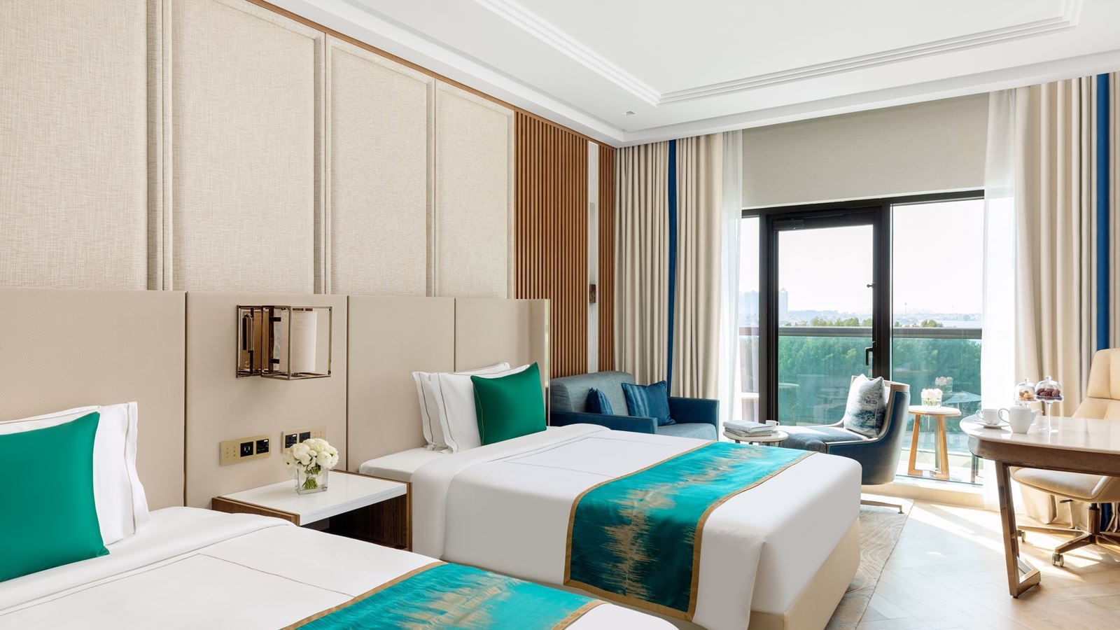 rooms-luxury-sea-view-room